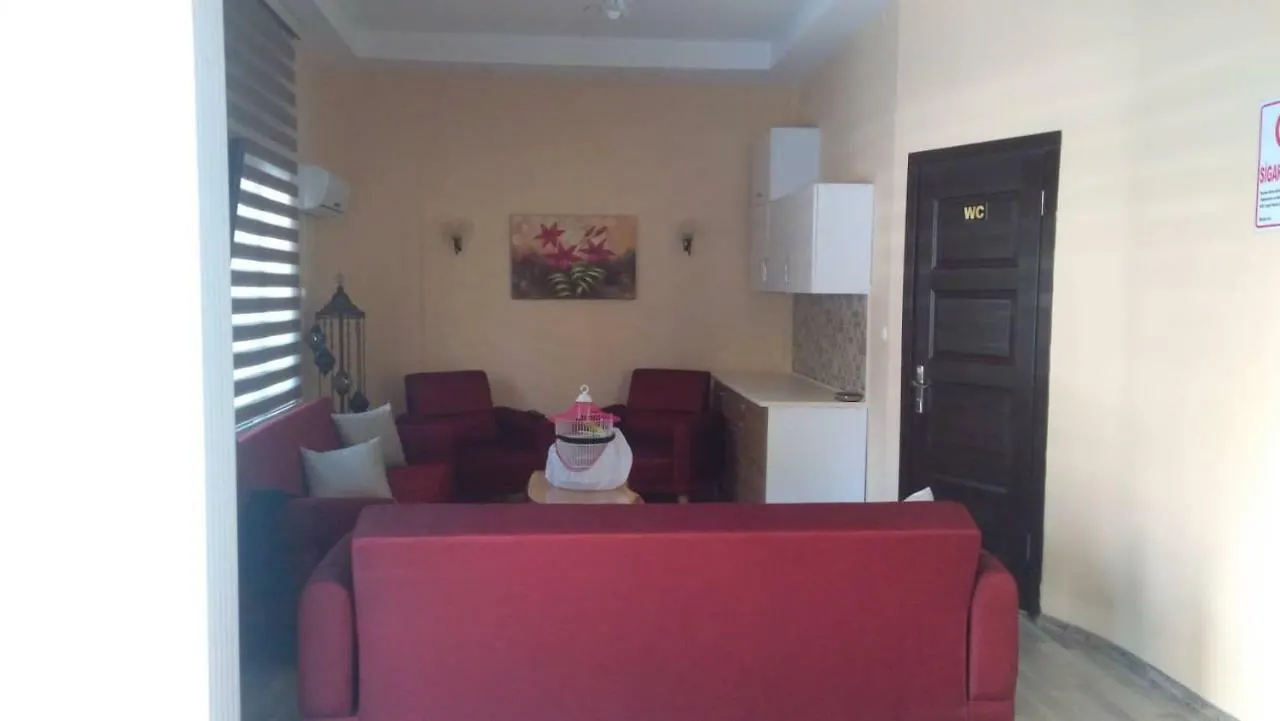 Ikarus Hotel Kuşadası 3*,