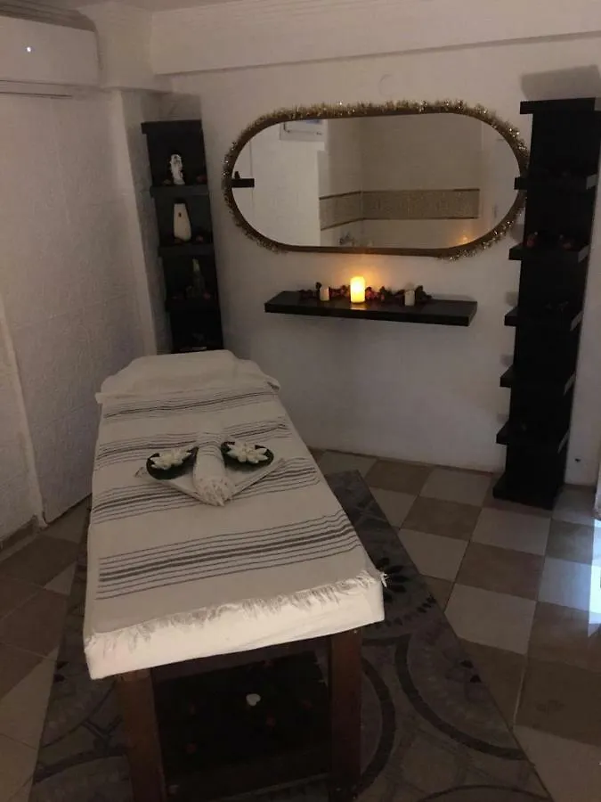 Ikarus Hotel Kuşadası 3*,  Türkiye